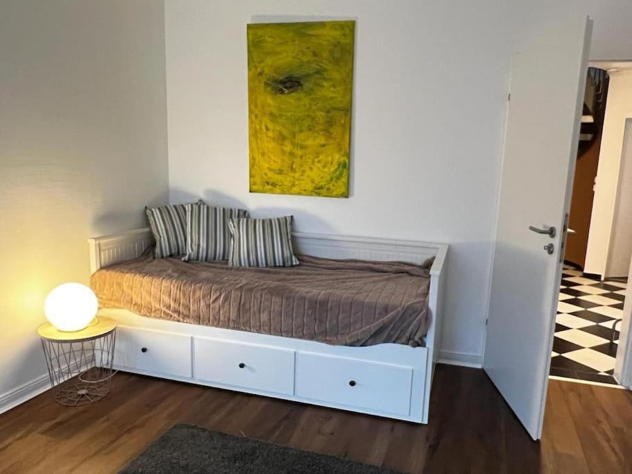 Maisonette Wohnung Mit Dachterrasse - Keine Vermietung An Monteure Düren - Eifel 外观 照片