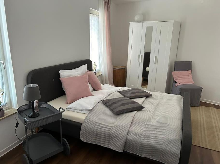 Maisonette Wohnung Mit Dachterrasse - Keine Vermietung An Monteure Düren - Eifel 外观 照片